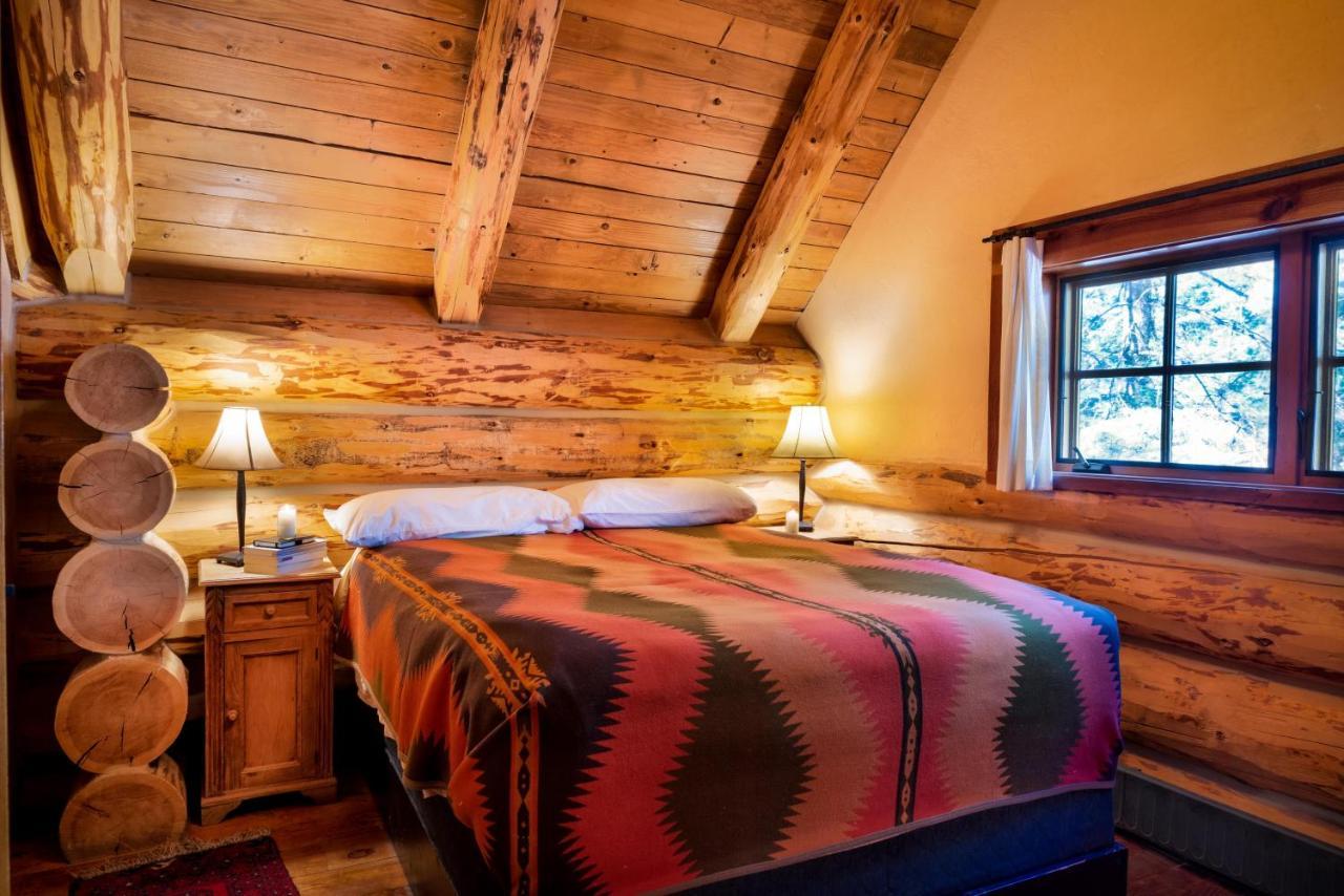 Corkins Lodge Chama Экстерьер фото
