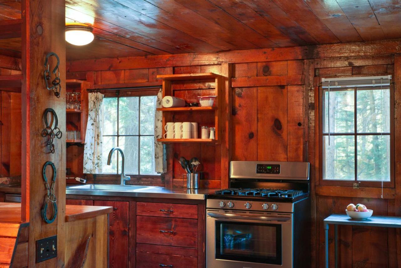Corkins Lodge Chama Экстерьер фото
