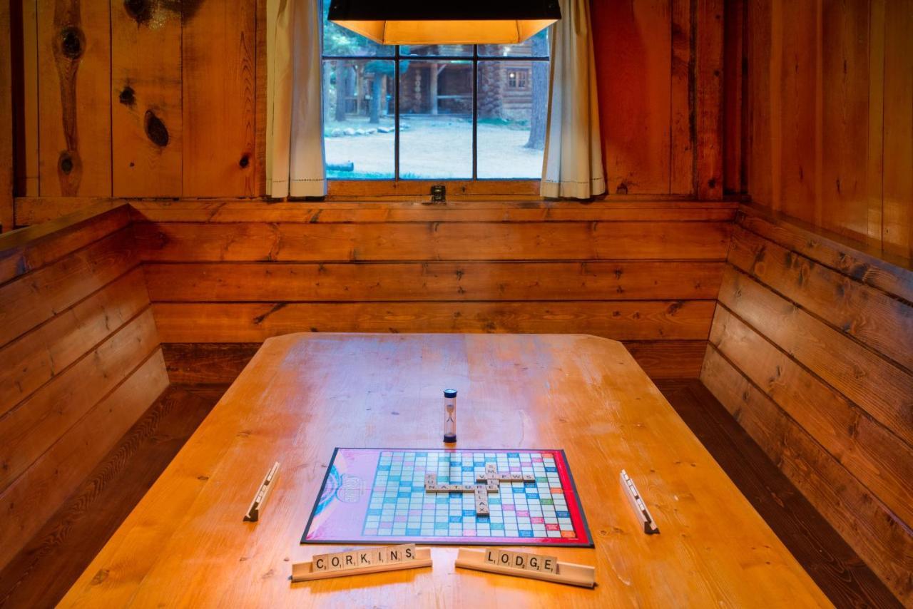 Corkins Lodge Chama Экстерьер фото