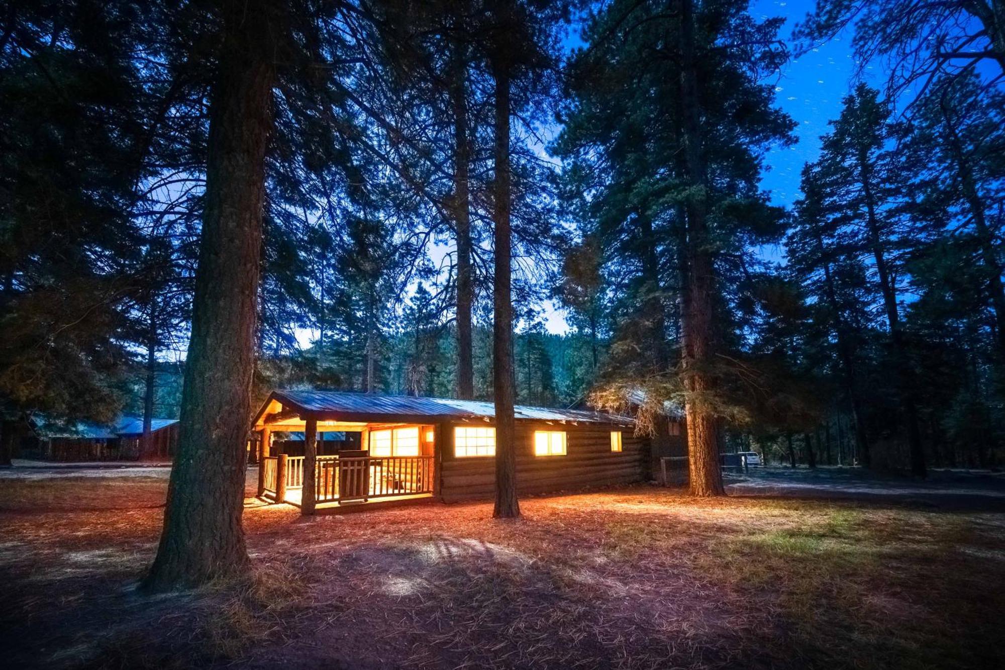 Corkins Lodge Chama Экстерьер фото