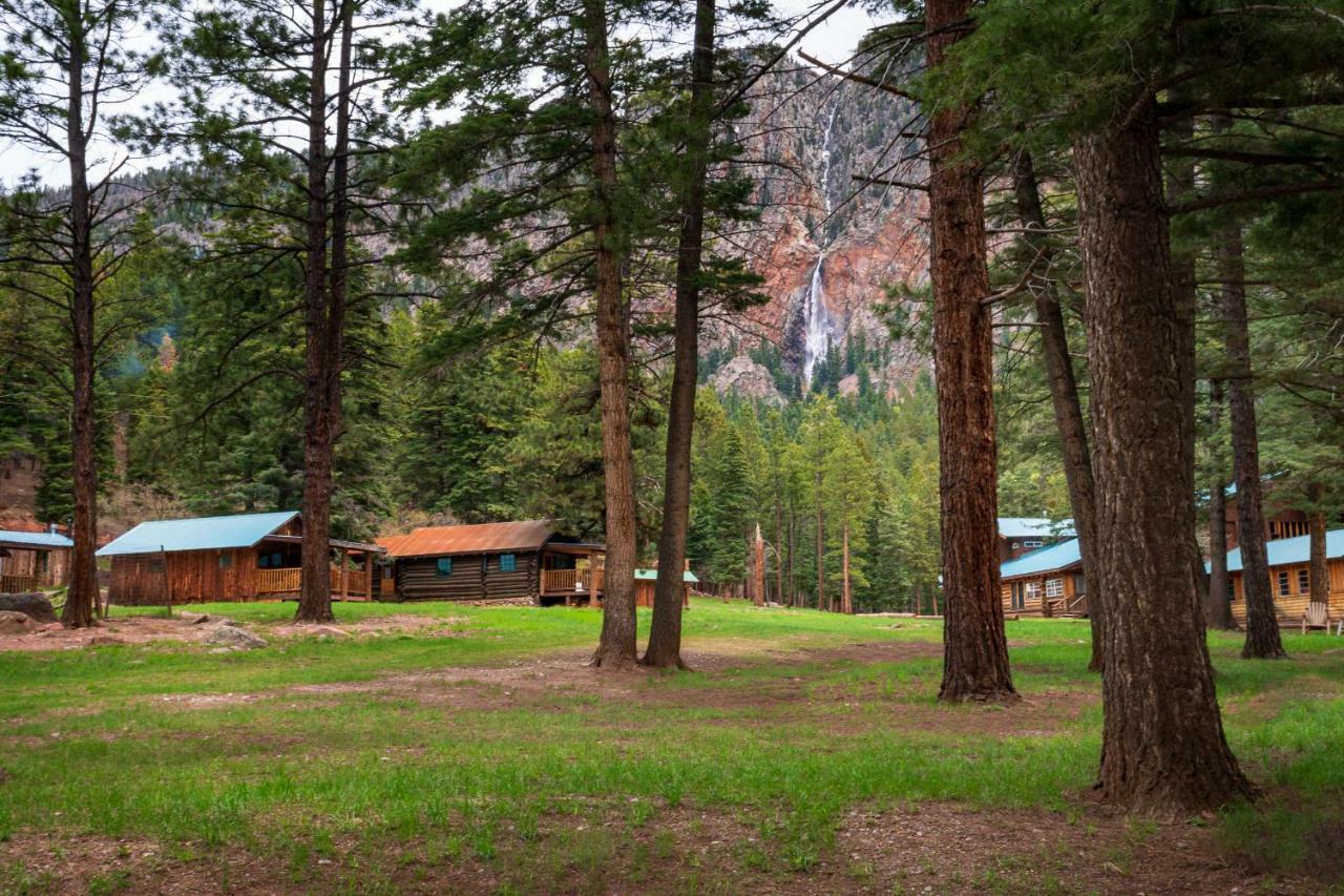 Corkins Lodge Chama Экстерьер фото
