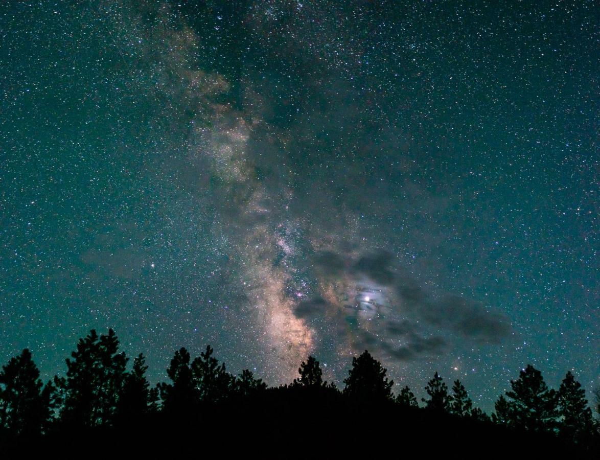Corkins Lodge Chama Экстерьер фото